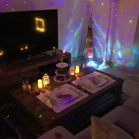 Cosy Private Jacuzzi Spa Apartment In Paris Apartment Paris