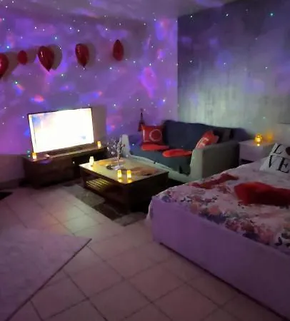 Cosy Private Jacuzzi Spa Apartment In Paris Apartment *